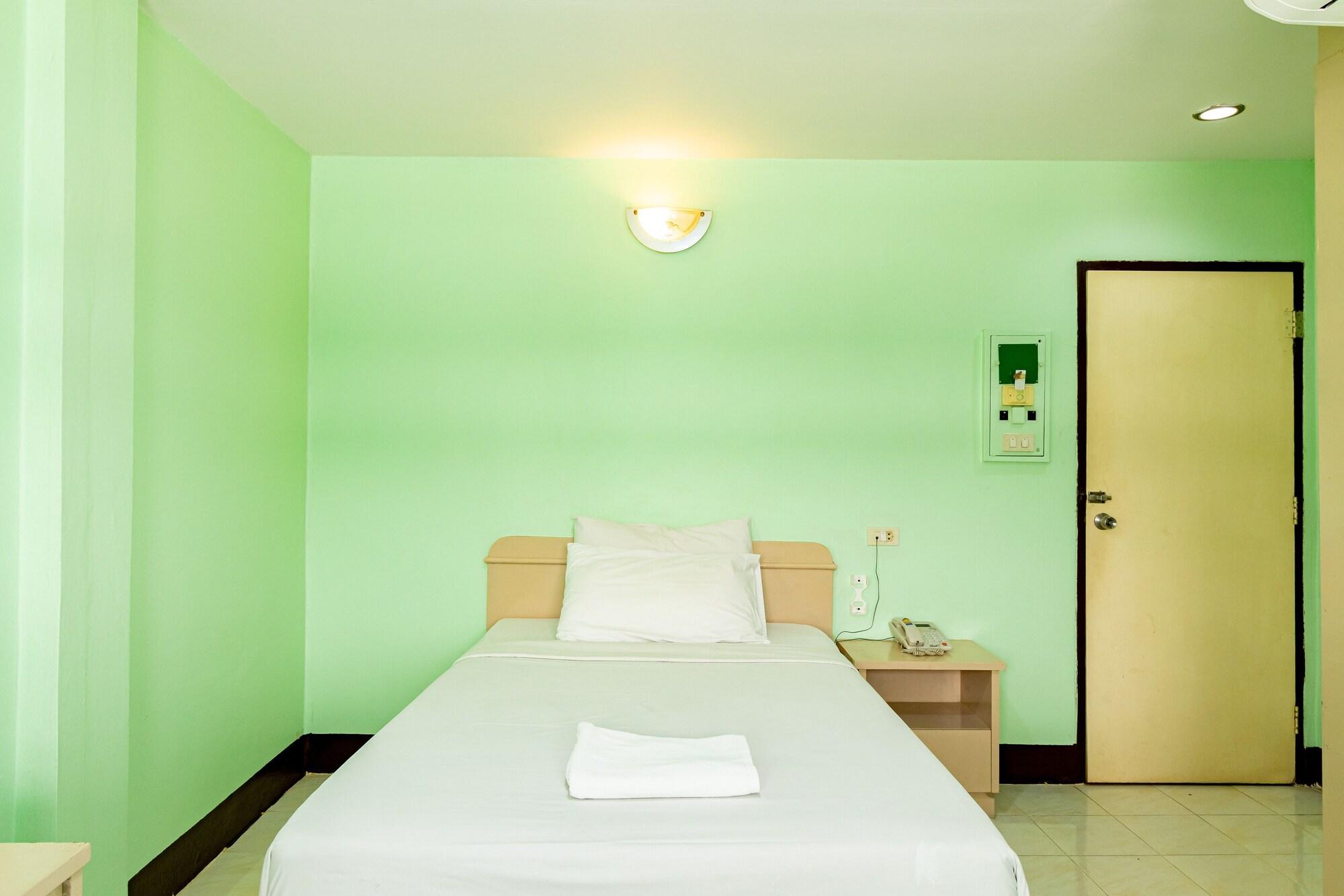 Woodlands Inn Hotel Bangkok Ngoại thất bức ảnh