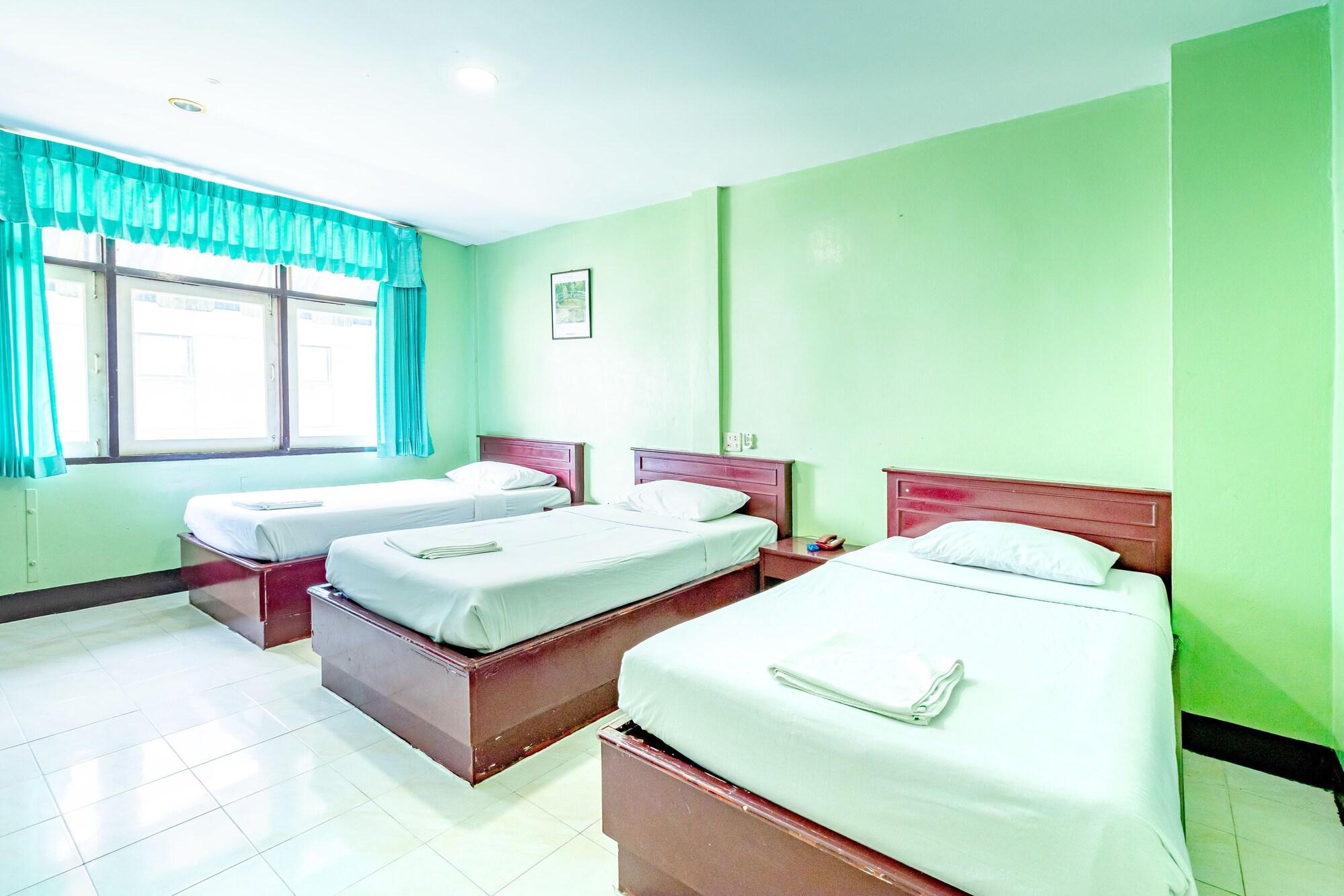 Woodlands Inn Hotel Bangkok Ngoại thất bức ảnh
