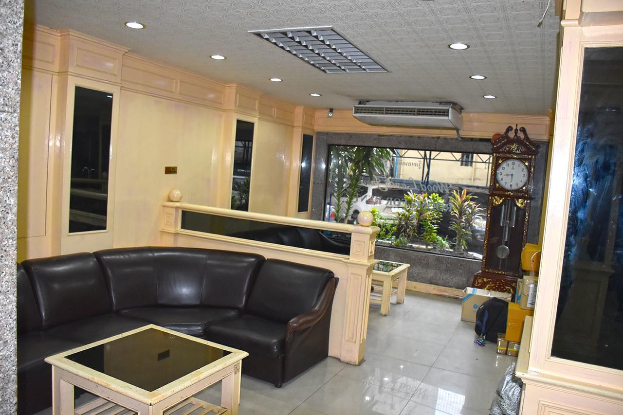Woodlands Inn Hotel Bangkok Ngoại thất bức ảnh
