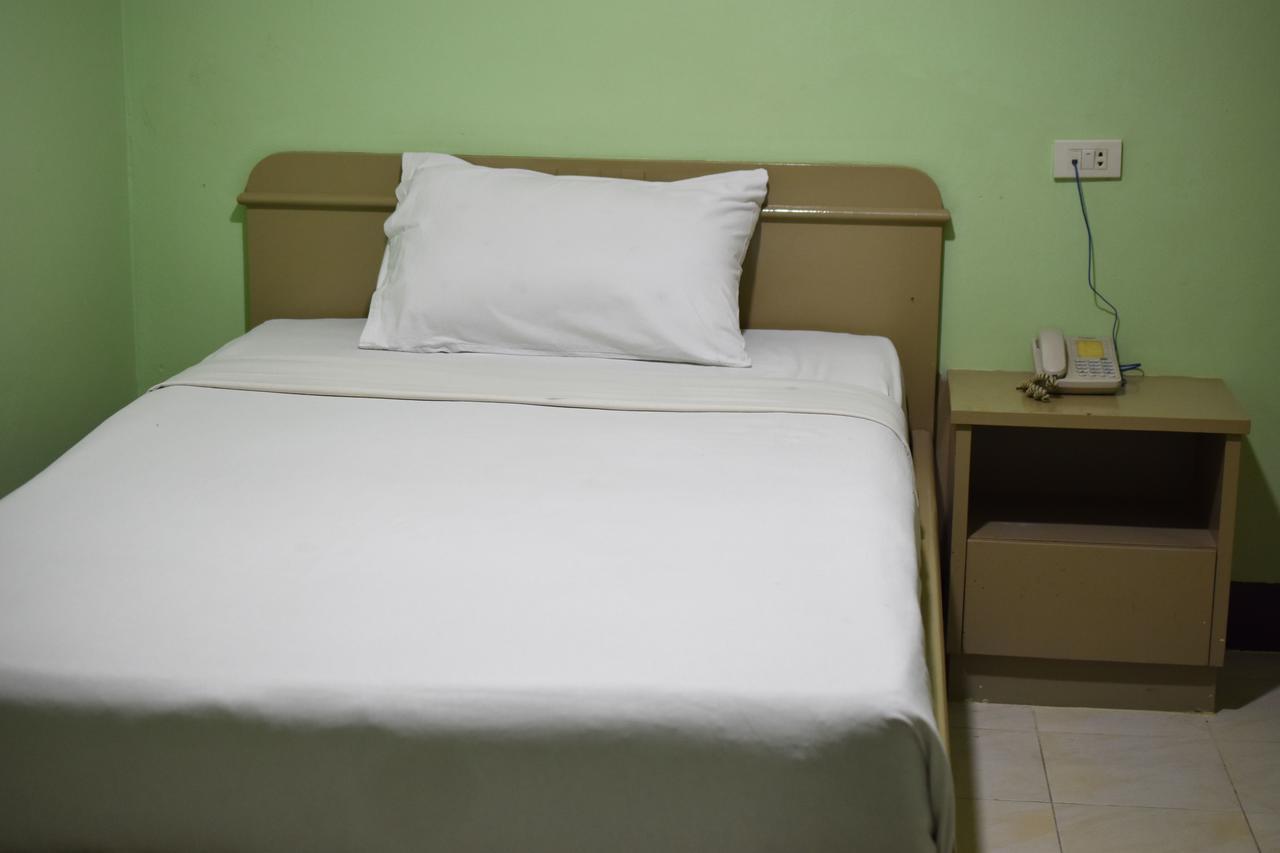 Woodlands Inn Hotel Bangkok Ngoại thất bức ảnh