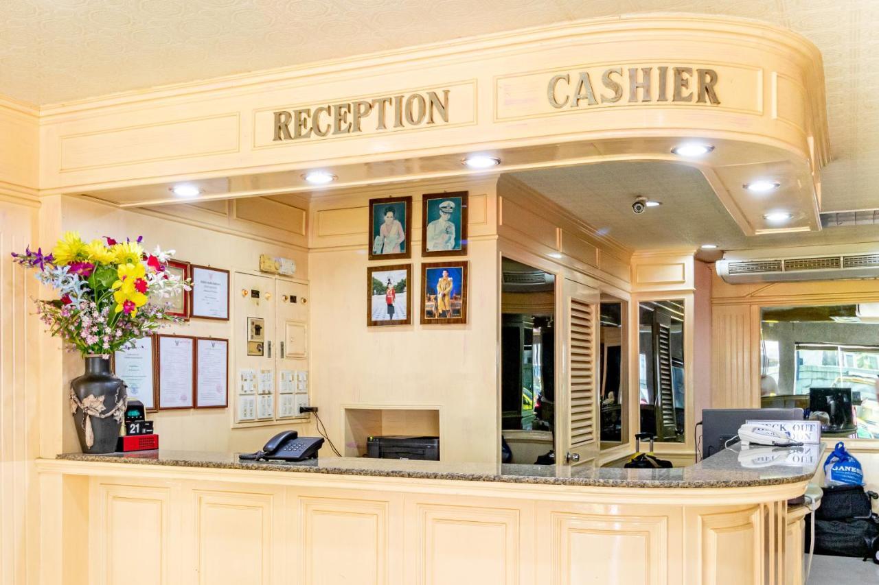 Woodlands Inn Hotel Bangkok Ngoại thất bức ảnh