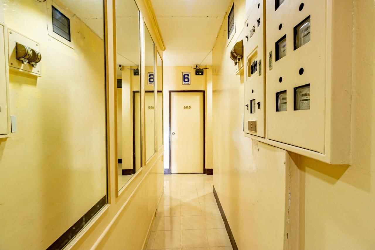 Woodlands Inn Hotel Bangkok Ngoại thất bức ảnh